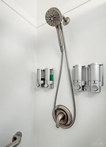 2215 Wellington Road, Middletown, OH 45044