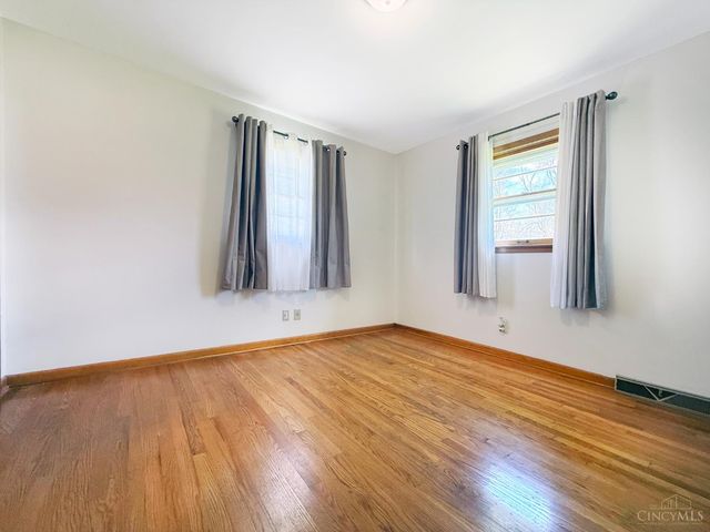 2215 Wellington Road, Middletown, OH 45044