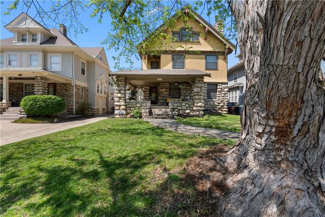 3632 HARRISON Boulevard, Kansas City, MO 64109