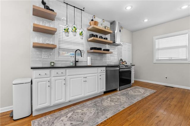 3632 HARRISON Boulevard, Kansas City, MO 64109