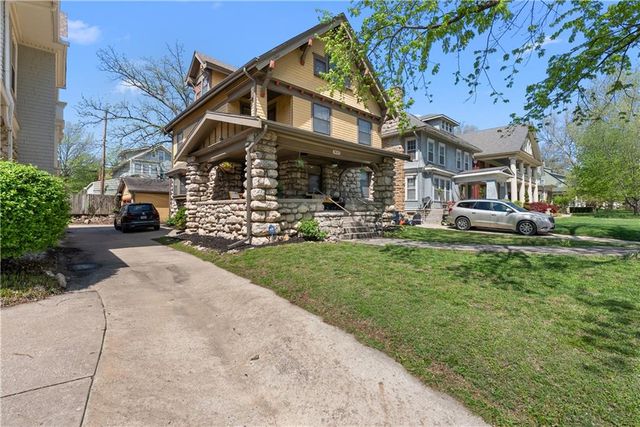 3632 HARRISON Boulevard, Kansas City, MO 64109