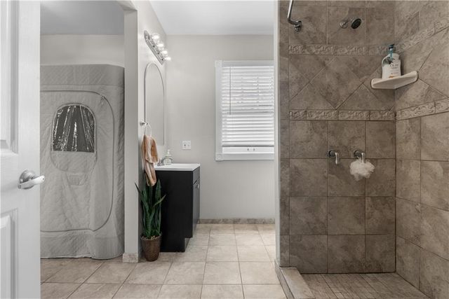 3632 HARRISON Boulevard, Kansas City, MO 64109