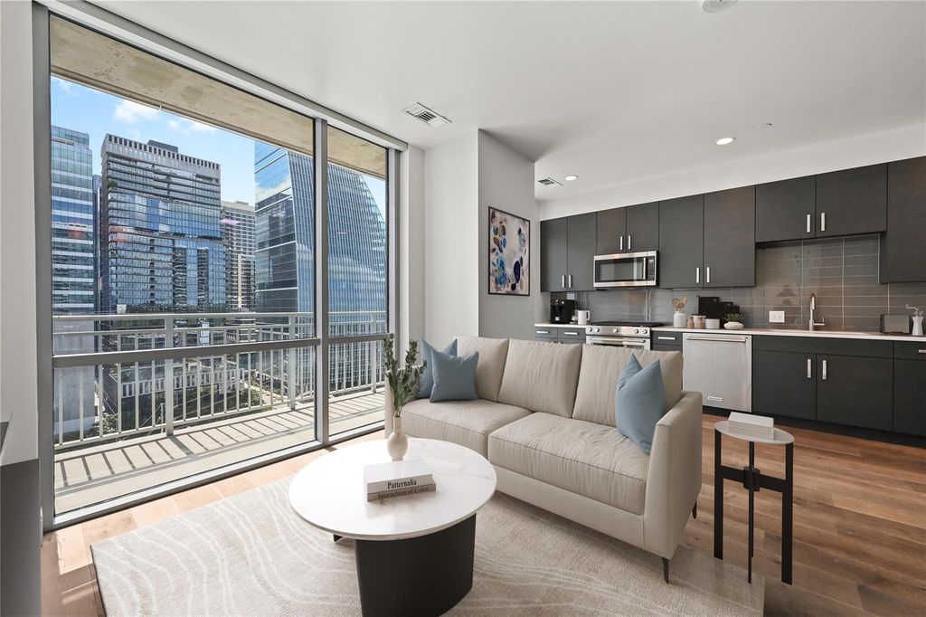 222 West Ave 1505, Austin, TX 78701