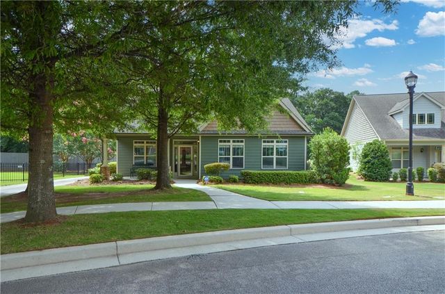 133 Dean Circle, Mcdonough, GA 30253