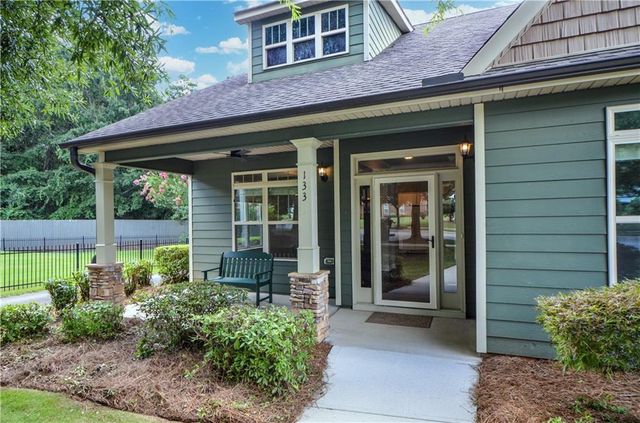 133 Dean Circle, Mcdonough, GA 30253