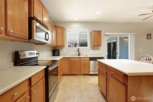 4522 SE Bakken Court, Port Orchard, WA 98366