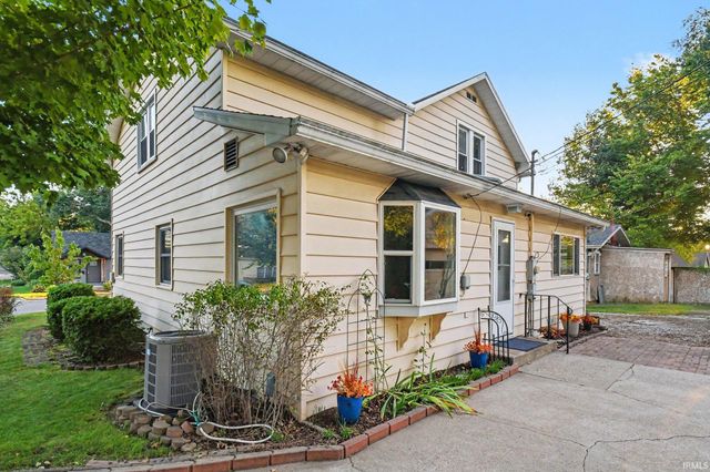 1022 W Lincoln Avenue, Goshen, IN 46526
