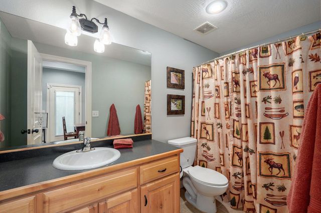 847 North Grapevine Road, Springfield, MO 65802
