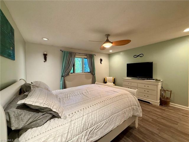 7352 Oak Bucket Road, Thomasville, NC 27360