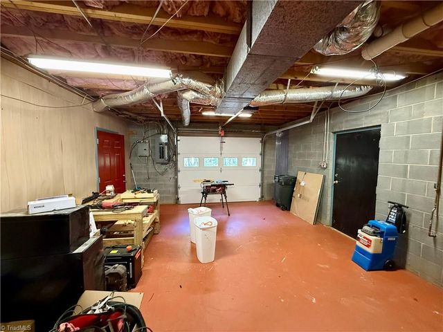 7352 Oak Bucket Road, Thomasville, NC 27360
