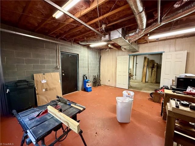 7352 Oak Bucket Road, Thomasville, NC 27360
