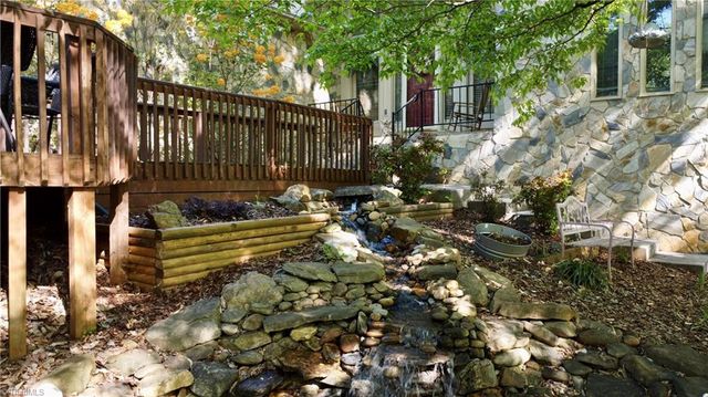 7352 Oak Bucket Road, Thomasville, NC 27360