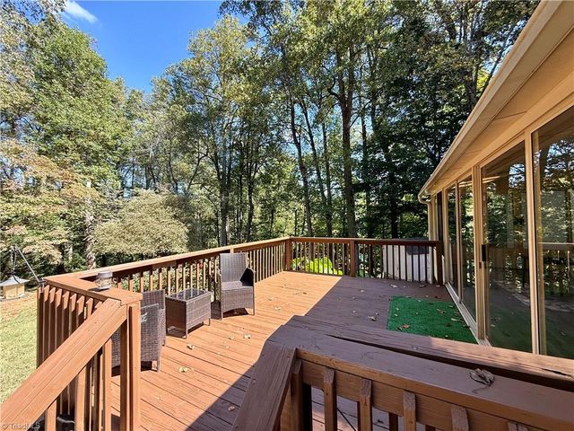 7352 Oak Bucket Road, Thomasville, NC 27360