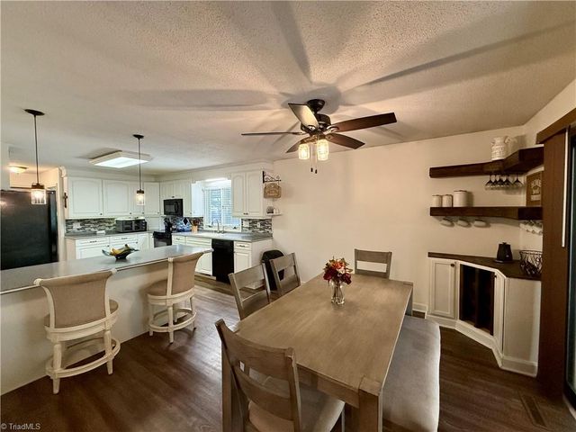 7352 Oak Bucket Road, Thomasville, NC 27360