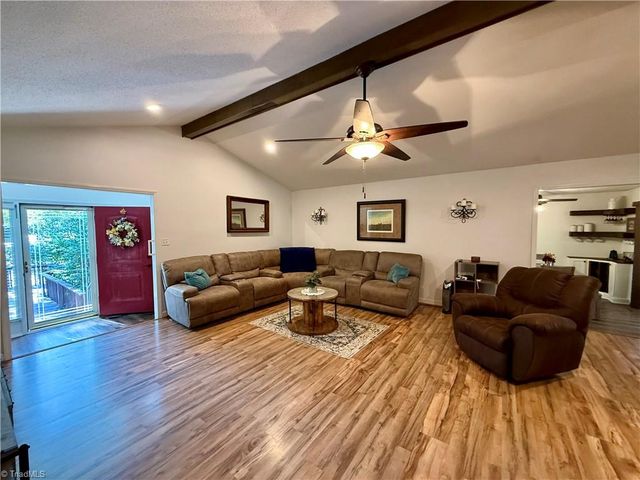 7352 Oak Bucket Road, Thomasville, NC 27360