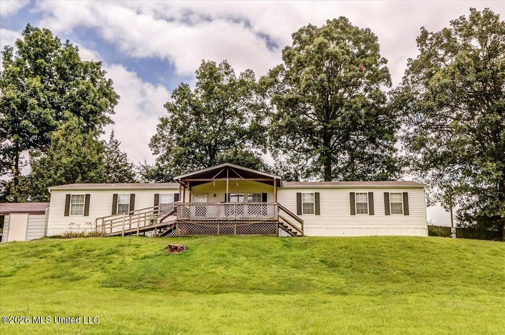 2041 King Road, Southaven, MS 38671 — exterior