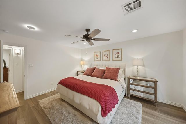 2207 Haverhill Drive, Houston, TX 77008