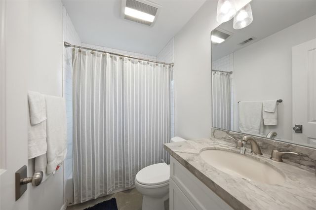 2207 Haverhill Drive, Houston, TX 77008