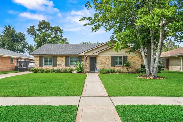 2207 Haverhill Drive, Houston, TX 77008