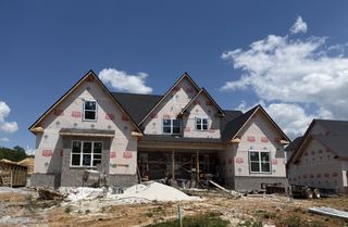 2712 Canton Dr, Murfreesboro, TN 37129