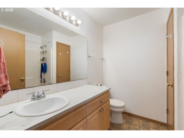 8425 Ne 36TH Cir, Vancouver, WA 98662