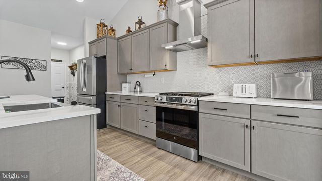 8638 REGAL DR, Mercersburg, PA 17236