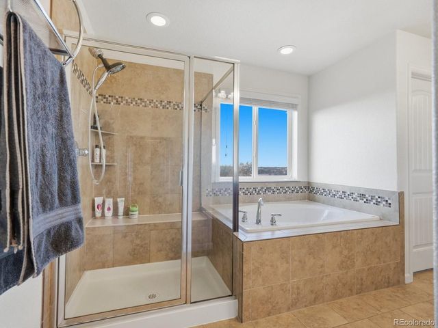 15461 Village Cir, Commerce City, CO 80603