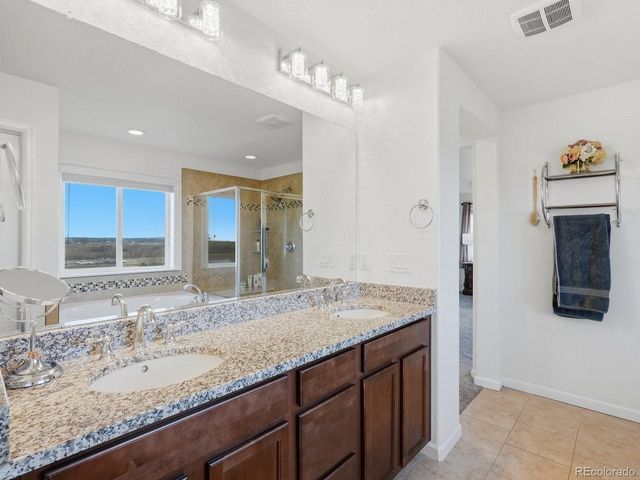 15461 Village Cir, Commerce City, CO 80603