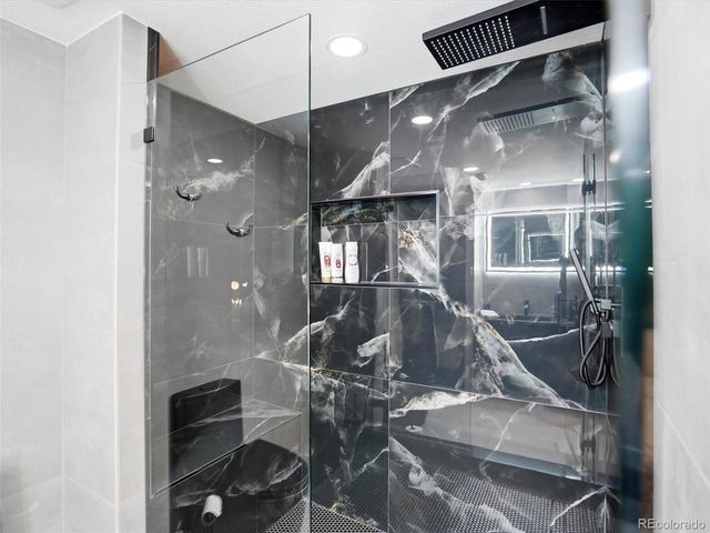 15461 Village Cir, Commerce City, CO 80603