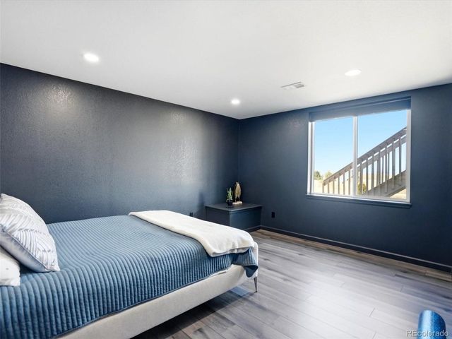 15461 Village Cir, Commerce City, CO 80603