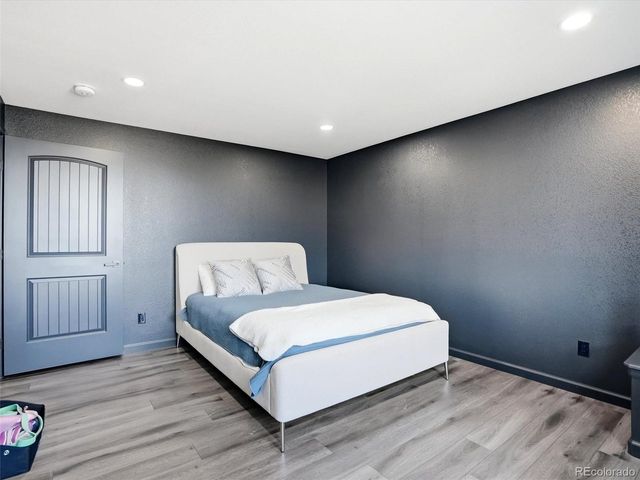 15461 Village Cir, Commerce City, CO 80603