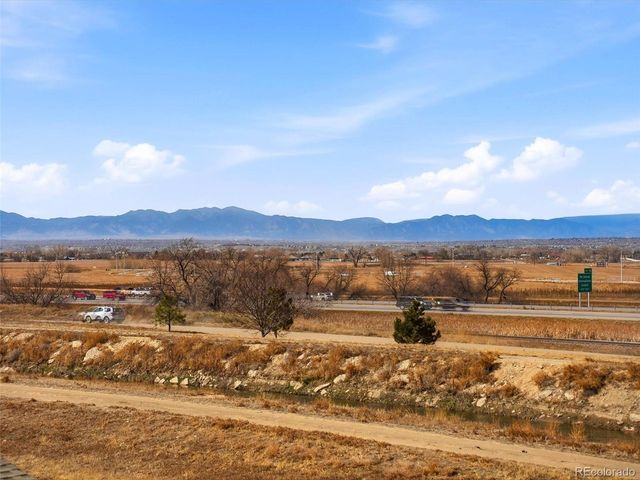 15461 Village Cir, Commerce City, CO 80603