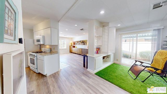 60 Calle Abajo, Palm Springs, CA 92264