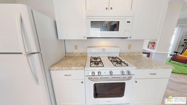 60 Calle Abajo, Palm Springs, CA 92264