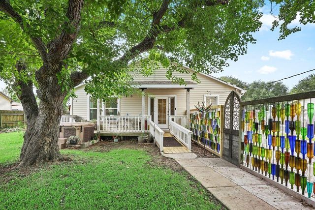 507 S 2nd Street, La Porte, TX 77571