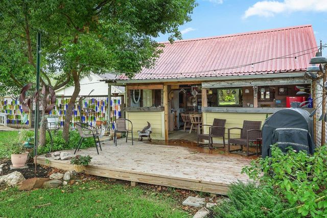 507 S 2nd Street, La Porte, TX 77571