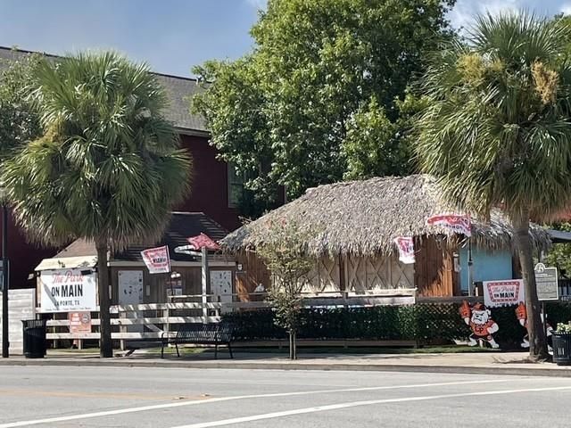 507 S 2nd Street, La Porte, TX 77571