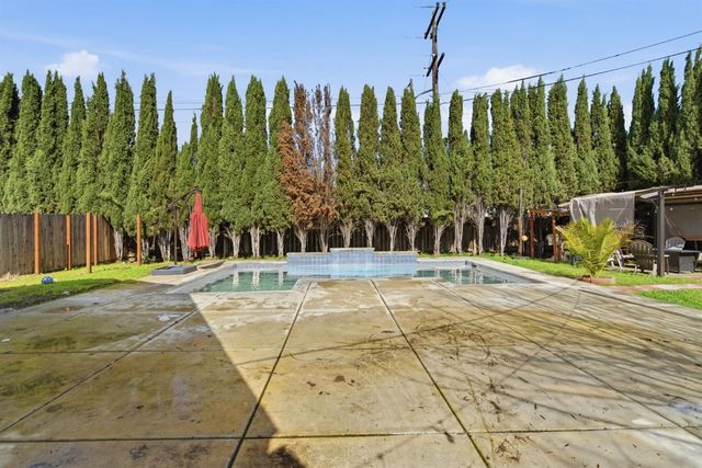 1718 June Dr, Modesto, CA 95350