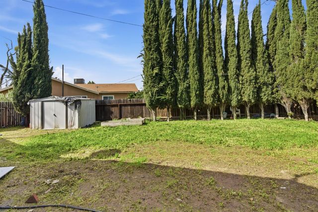 1718 June Dr, Modesto, CA 95350