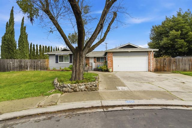 1718 June Dr, Modesto, CA 95350