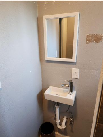 1718 June Dr, Modesto, CA 95350