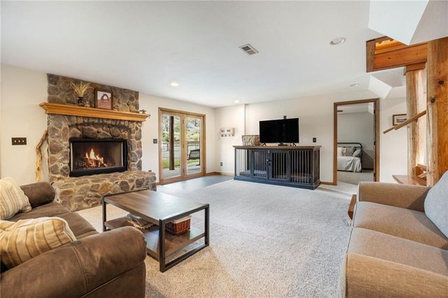 16422 NE 138th Street, Kearney, MO 64060