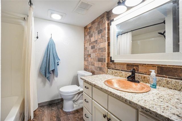 16422 NE 138th Street, Kearney, MO 64060