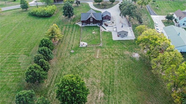 16422 NE 138th Street, Kearney, MO 64060