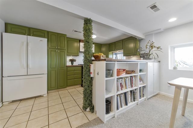 6590 Academy Drive, Brighton, MI 48116