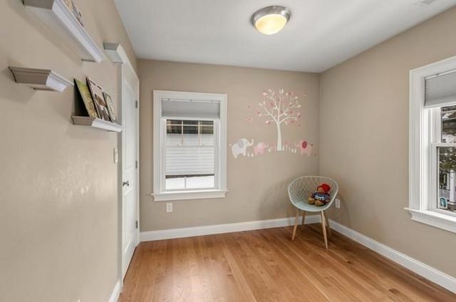 22 Myrtle St, Watertown, MA 02472