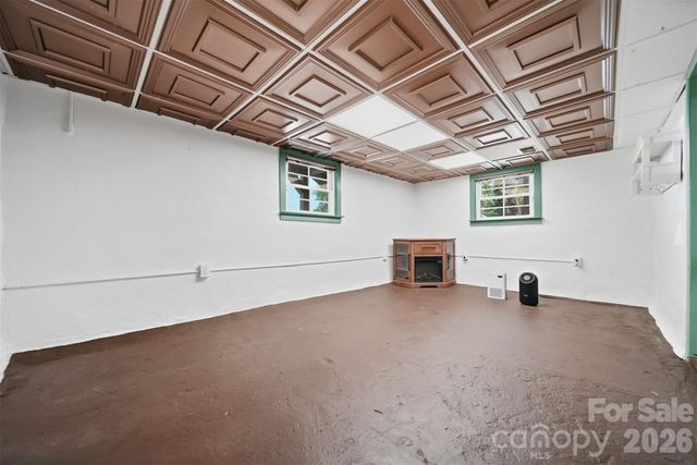 104 Jefferson Street, Morganton, NC 28655
