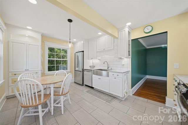 104 Jefferson Street, Morganton, NC 28655