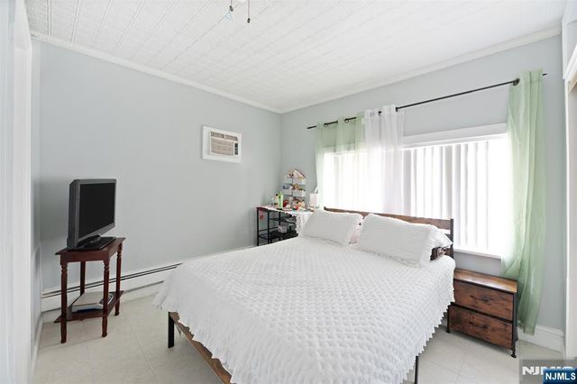 555 61st Street, West New York, NJ 07093