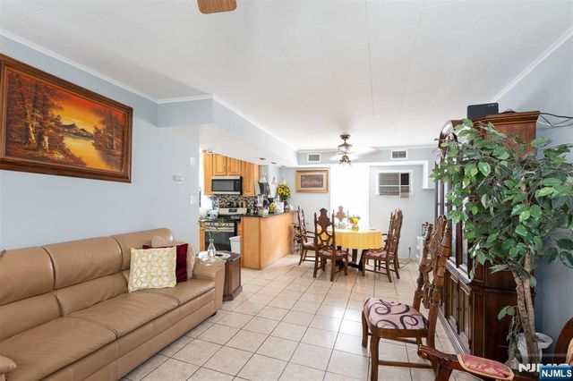 555 61st Street, West New York, NJ 07093